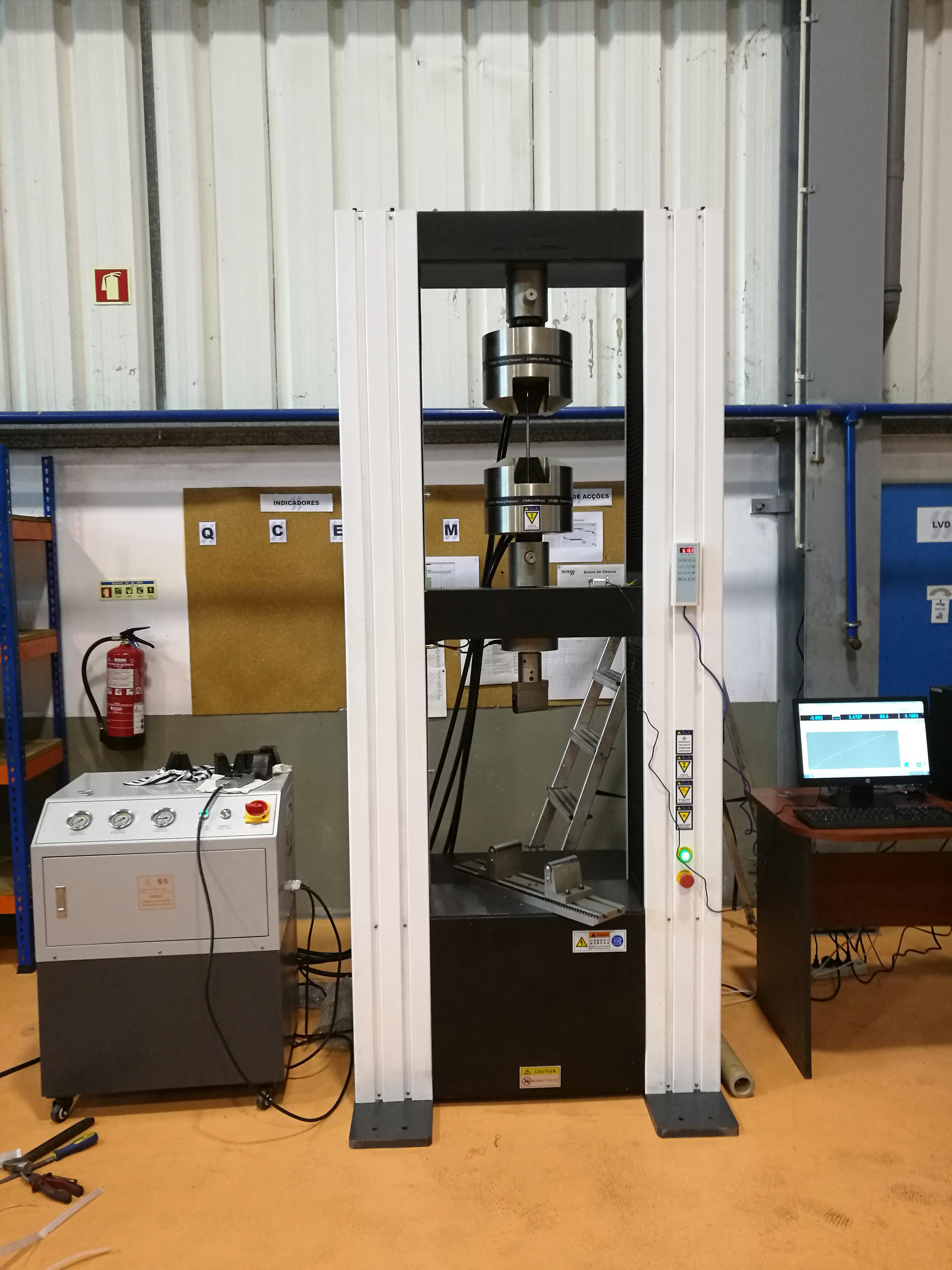 微機控制拉扭動靜態(tài)試驗機