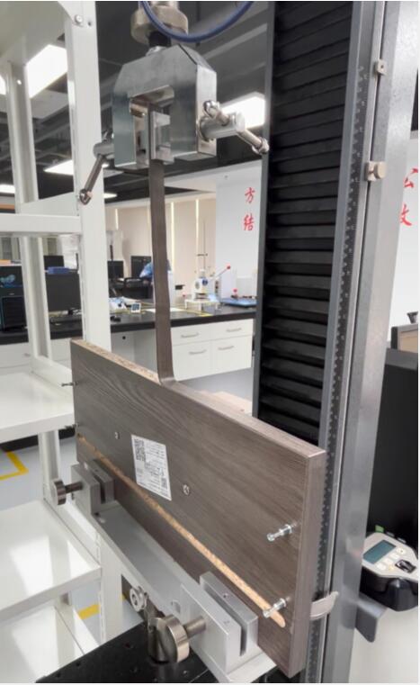 1677549151709220.jpg 封邊條剝離強(qiáng)度試驗(yàn)機(jī).jpg